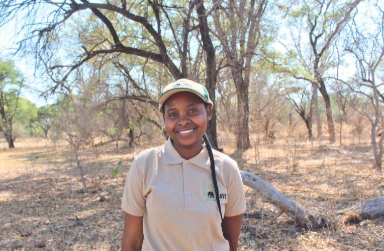 Löwen-Rangerin Botswana SAVE